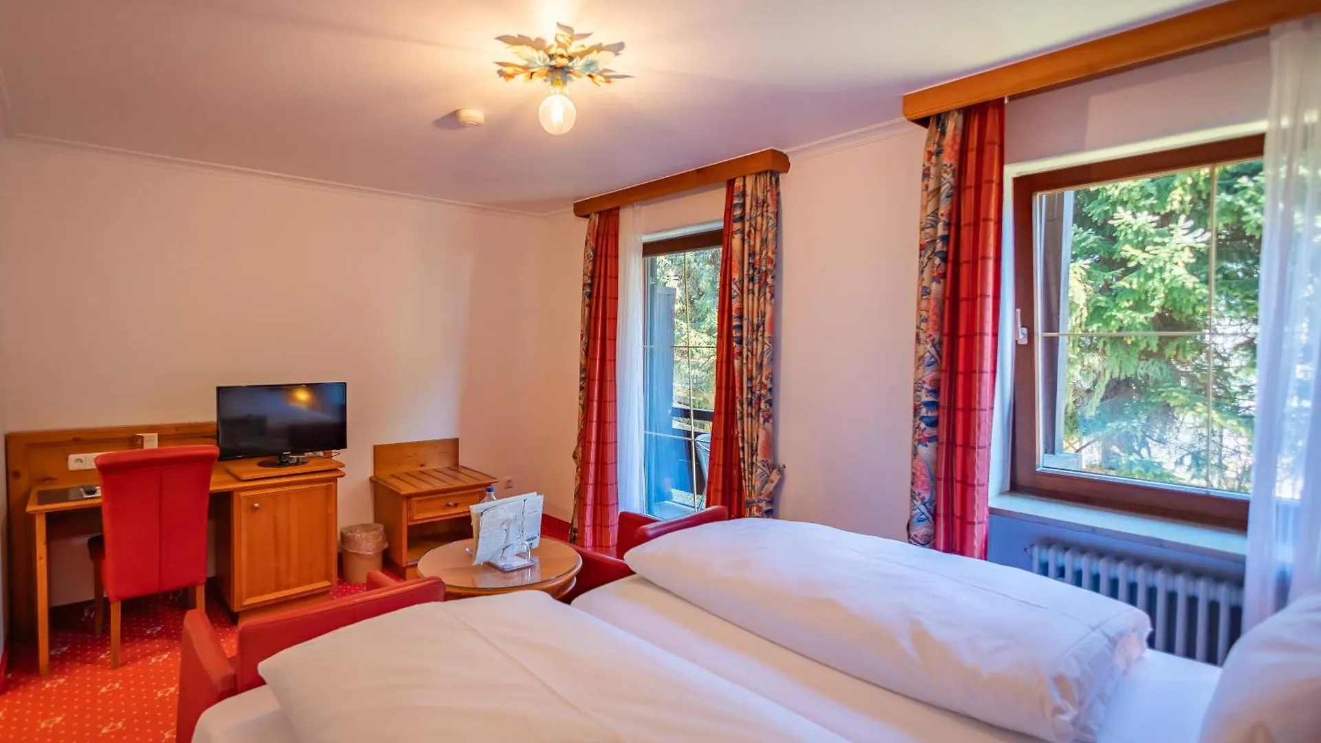 Alpenhotel Kronprinz Berchtesgaden 4*,